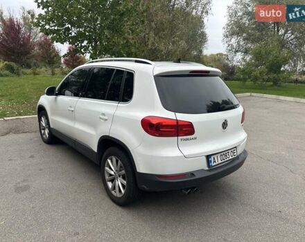 Білий Фольксваген Тігуан, об'ємом двигуна 1.98 л та пробігом 128 тис. км за 14000 $, фото 3 на Automoto.ua