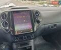 Білий Фольксваген Тігуан, об'ємом двигуна 2 л та пробігом 170 тис. км за 14100 $, фото 11 на Automoto.ua