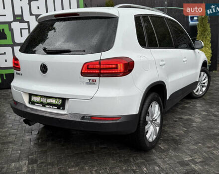 Білий Фольксваген Тігуан, об'ємом двигуна 1.4 л та пробігом 110 тис. км за 14000 $, фото 49 на Automoto.ua