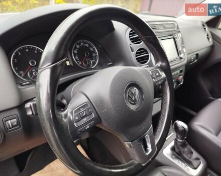 Белый Фольксваген Тигуан, объемом двигателя 2 л и пробегом 195 тыс. км за 13500 $, фото 11 на Automoto.ua