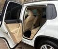 Белый Фольксваген Тигуан, объемом двигателя 2 л и пробегом 130 тыс. км за 12700 $, фото 12 на Automoto.ua