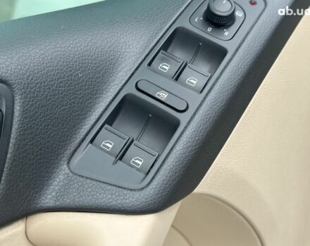 Білий Фольксваген Тігуан, об'ємом двигуна 2 л та пробігом 156 тис. км за 14990 $, фото 11 на Automoto.ua