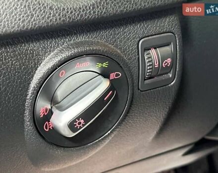 Білий Фольксваген Тігуан, об'ємом двигуна 2 л та пробігом 52 тис. км за 15700 $, фото 11 на Automoto.ua