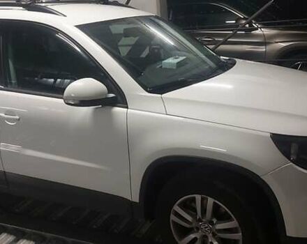 Белый Фольксваген Тигуан, объемом двигателя 1.98 л и пробегом 80 тыс. км за 14500 $, фото 7 на Automoto.ua