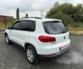 Белый Фольксваген Тигуан, объемом двигателя 2 л и пробегом 210 тыс. км за 9000 $, фото 2 на Automoto.ua