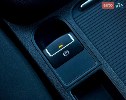 Білий Фольксваген Тігуан, об'ємом двигуна 2 л та пробігом 137 тис. км за 13800 $, фото 29 на Automoto.ua