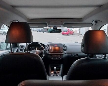 Белый Фольксваген Тигуан, объемом двигателя 2 л и пробегом 138 тыс. км за 12700 $, фото 8 на Automoto.ua