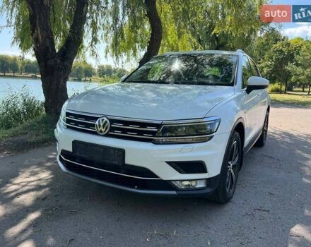 Білий Фольксваген Тігуан, об'ємом двигуна 2 л та пробігом 270 тис. км за 23000 $, фото 8 на Automoto.ua