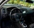 Білий Фольксваген Тігуан, об'ємом двигуна 2 л та пробігом 156 тис. км за 15500 $, фото 12 на Automoto.ua