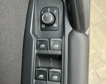 Белый Фольксваген Тигуан, объемом двигателя 2 л и пробегом 248 тыс. км за 22200 $, фото 39 на Automoto.ua