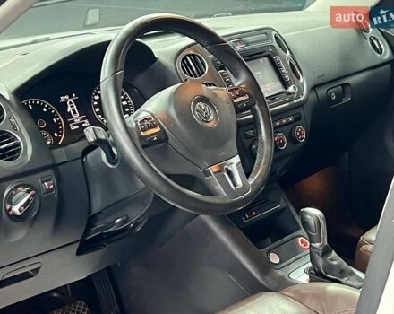 Білий Фольксваген Тігуан, об'ємом двигуна 2 л та пробігом 52 тис. км за 15700 $, фото 8 на Automoto.ua