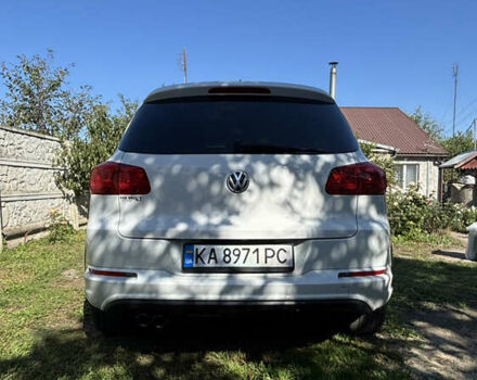 Білий Фольксваген Тігуан, об'ємом двигуна 1.98 л та пробігом 164 тис. км за 15500 $, фото 2 на Automoto.ua