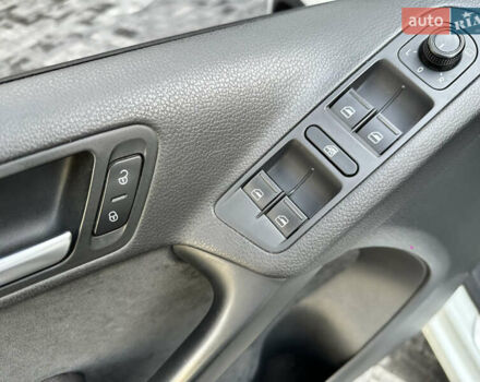 Білий Фольксваген Тігуан, об'ємом двигуна 1.4 л та пробігом 110 тис. км за 14000 $, фото 29 на Automoto.ua