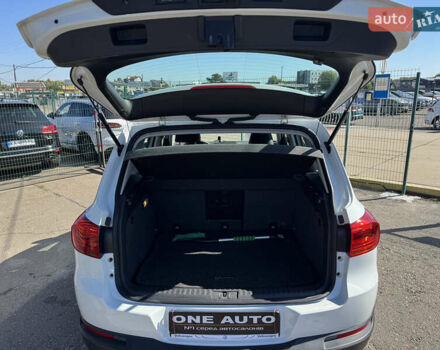 Белый Фольксваген Тигуан, объемом двигателя 1.98 л и пробегом 105 тыс. км за 14490 $, фото 32 на Automoto.ua