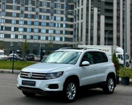 Білий Фольксваген Тігуан, об'ємом двигуна 2 л та пробігом 156 тис. км за 15500 $, фото 4 на Automoto.ua