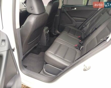 Белый Фольксваген Тигуан, объемом двигателя 2 л и пробегом 195 тыс. км за 13500 $, фото 12 на Automoto.ua