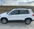 Белый Фольксваген Тигуан, объемом двигателя 2 л и пробегом 170 тыс. км за 12500 $, фото 4 на Automoto.ua