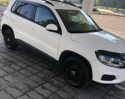 Белый Фольксваген Тигуан, объемом двигателя 1.98 л и пробегом 165 тыс. км за 10900 $, фото 7 на Automoto.ua