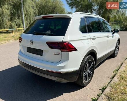 Білий Фольксваген Тігуан, об'ємом двигуна 2 л та пробігом 270 тис. км за 23000 $, фото 13 на Automoto.ua