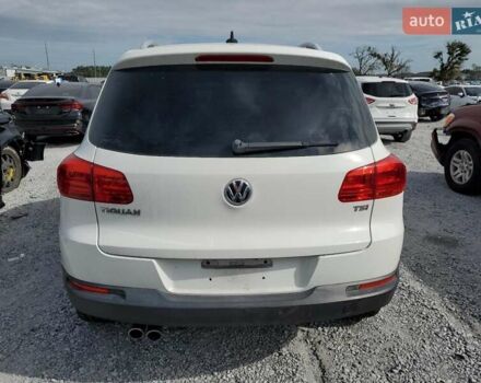 Белый Фольксваген Тигуан, объемом двигателя 1.98 л и пробегом 165 тыс. км за 8400 $, фото 6 на Automoto.ua