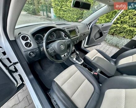 Білий Фольксваген Тігуан, об'ємом двигуна 1.98 л та пробігом 150 тис. км за 13999 $, фото 46 на Automoto.ua