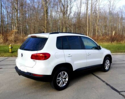 Білий Фольксваген Тігуан, об'ємом двигуна 2 л та пробігом 70 тис. км за 7000 $, фото 4 на Automoto.ua