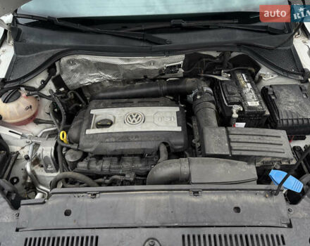 Білий Фольксваген Тігуан, об'ємом двигуна 1.98 л та пробігом 90 тис. км за 16500 $, фото 25 на Automoto.ua