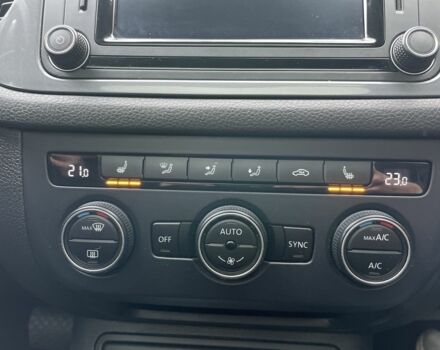 Білий Фольксваген Тігуан, об'ємом двигуна 2 л та пробігом 140 тис. км за 12200 $, фото 7 на Automoto.ua