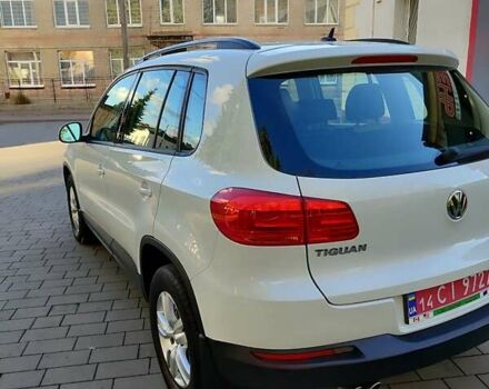 Белый Фольксваген Тигуан, объемом двигателя 2 л и пробегом 216 тыс. км за 11700 $, фото 13 на Automoto.ua