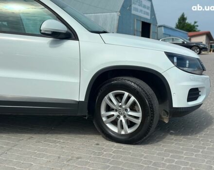 Белый Фольксваген Тигуан, объемом двигателя 2 л и пробегом 152 тыс. км за 15290 $, фото 10 на Automoto.ua
