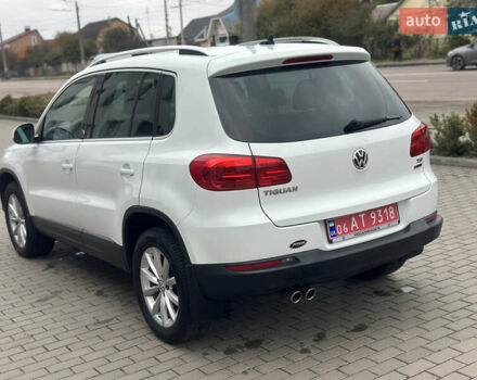 Білий Фольксваген Тігуан, об'ємом двигуна 2 л та пробігом 213 тис. км за 14750 $, фото 3 на Automoto.ua