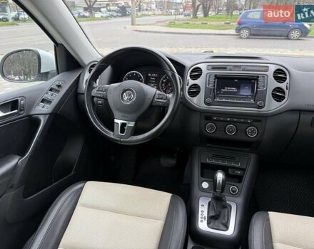 Білий Фольксваген Тігуан, об'ємом двигуна 1.98 л та пробігом 150 тис. км за 13900 $, фото 70 на Automoto.ua