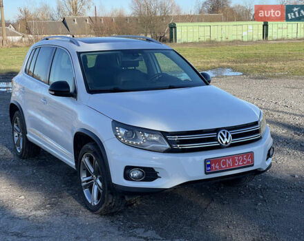 Белый Фольксваген Тигуан, объемом двигателя 2 л и пробегом 167 тыс. км за 14400 $, фото 3 на Automoto.ua