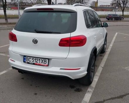 Белый Фольксваген Тигуан, объемом двигателя 1.98 л и пробегом 138 тыс. км за 12700 $, фото 3 на Automoto.ua