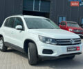 Білий Фольксваген Тігуан, об'ємом двигуна 2 л та пробігом 152 тис. км за 12300 $, фото 11 на Automoto.ua