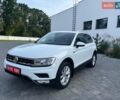 Білий Фольксваген Тігуан, об'ємом двигуна 2 л та пробігом 248 тис. км за 21500 $, фото 4 на Automoto.ua