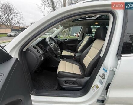 Білий Фольксваген Тігуан, об'ємом двигуна 1.98 л та пробігом 150 тис. км за 13900 $, фото 31 на Automoto.ua