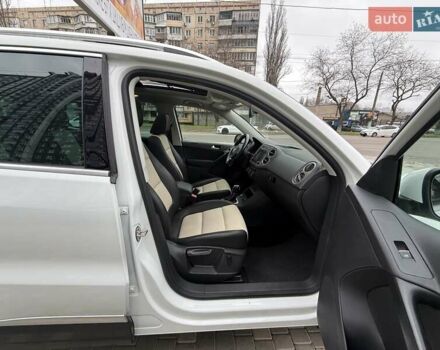 Білий Фольксваген Тігуан, об'ємом двигуна 1.98 л та пробігом 150 тис. км за 13900 $, фото 45 на Automoto.ua