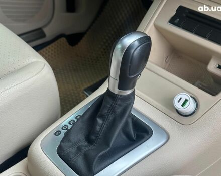 Білий Фольксваген Тігуан, об'ємом двигуна 2 л та пробігом 156 тис. км за 14990 $, фото 23 на Automoto.ua