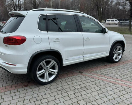 Белый Фольксваген Тигуан, объемом двигателя 1.98 л и пробегом 168 тыс. км за 12900 $, фото 9 на Automoto.ua