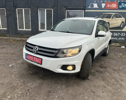 Білий Фольксваген Тігуан, об'ємом двигуна 2 л та пробігом 191 тис. км за 13500 $, фото 23 на Automoto.ua