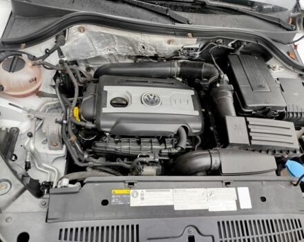 Білий Фольксваген Тігуан, об'ємом двигуна 2 л та пробігом 140 тис. км за 12200 $, фото 3 на Automoto.ua