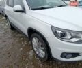 Білий Фольксваген Тігуан, об'ємом двигуна 2 л та пробігом 170 тис. км за 14100 $, фото 1 на Automoto.ua