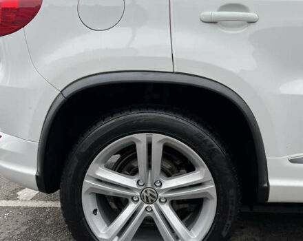 Білий Фольксваген Тігуан, об'ємом двигуна 1.98 л та пробігом 119 тис. км за 15999 $, фото 6 на Automoto.ua