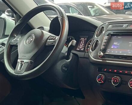 Білий Фольксваген Тігуан, об'ємом двигуна 2 л та пробігом 52 тис. км за 15700 $, фото 7 на Automoto.ua