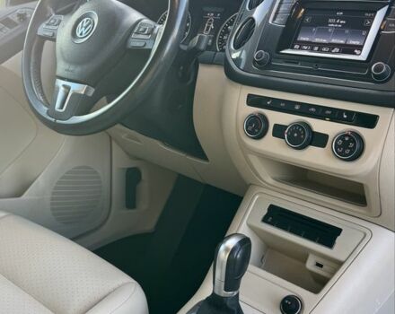 Белый Фольксваген Тигуан, объемом двигателя 2 л и пробегом 132 тыс. км за 13900 $, фото 21 на Automoto.ua