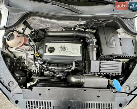 Белый Фольксваген Тигуан, объемом двигателя 2 л и пробегом 228 тыс. км за 12999 $, фото 50 на Automoto.ua