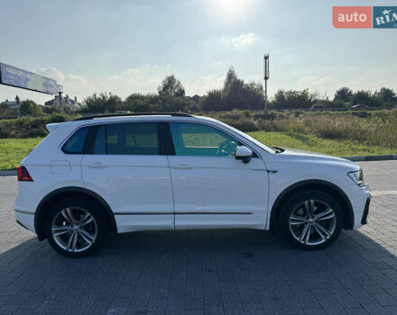 Белый Фольксваген Тигуан, объемом двигателя 1.97 л и пробегом 129 тыс. км за 26500 $, фото 5 на Automoto.ua