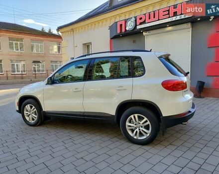 Белый Фольксваген Тигуан, объемом двигателя 2 л и пробегом 216 тыс. км за 11700 $, фото 28 на Automoto.ua