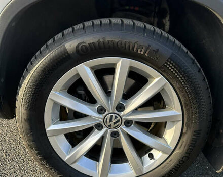 Білий Фольксваген Тігуан, об'ємом двигуна 1.98 л та пробігом 140 тис. км за 14000 $, фото 17 на Automoto.ua